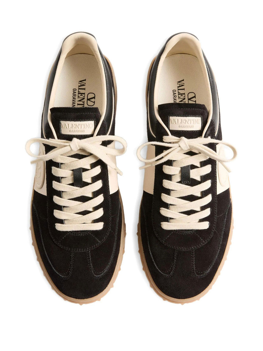 Black Upvillage Sneakers 2