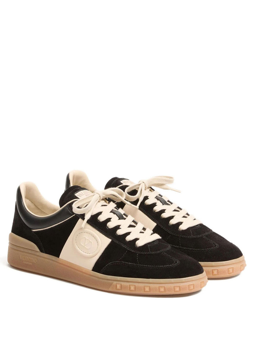 Black Upvillage Sneakers 3