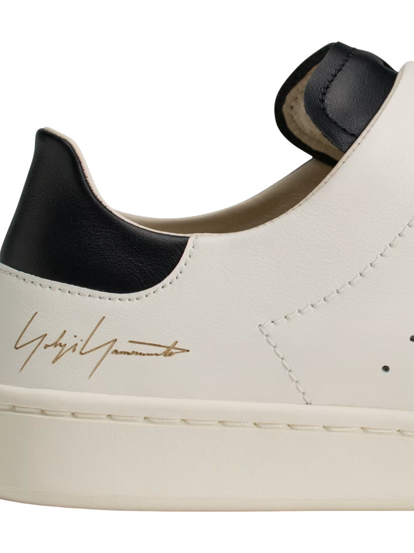 White Low-Top Sneakers 6