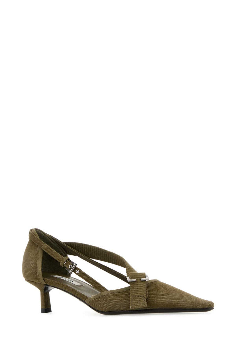 Green Pointed-toe Pumps 2