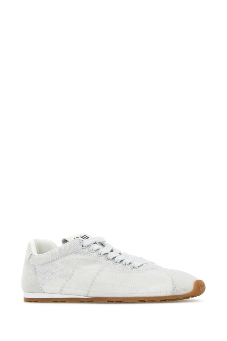 White Logo Sneakers 2