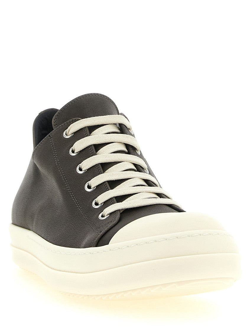 Black Low-top Sneakers 2