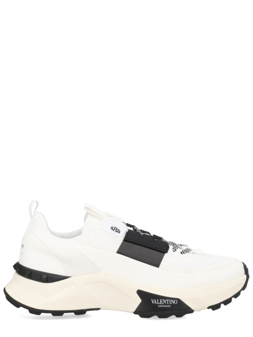 White True Act Sneakers 1