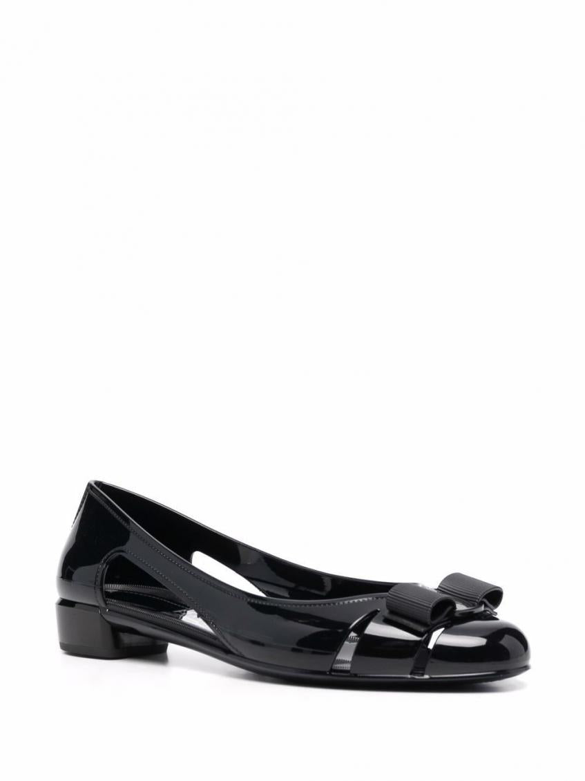 Black Vara Jelly pumps 3