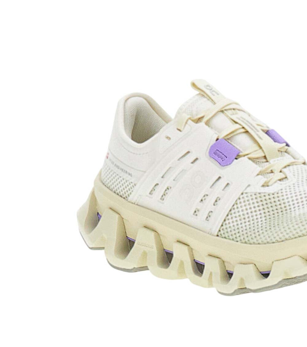 White Cloudswift Amp Sneaker 2