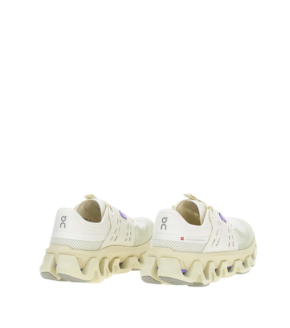 White Cloudswift Amp Sneaker 4