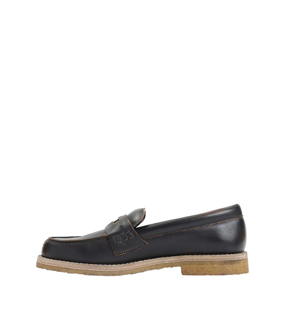 Black Solid Jerry Loafers 2