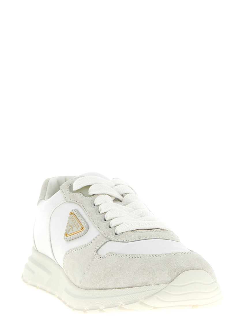 White Logo Sneakers 2