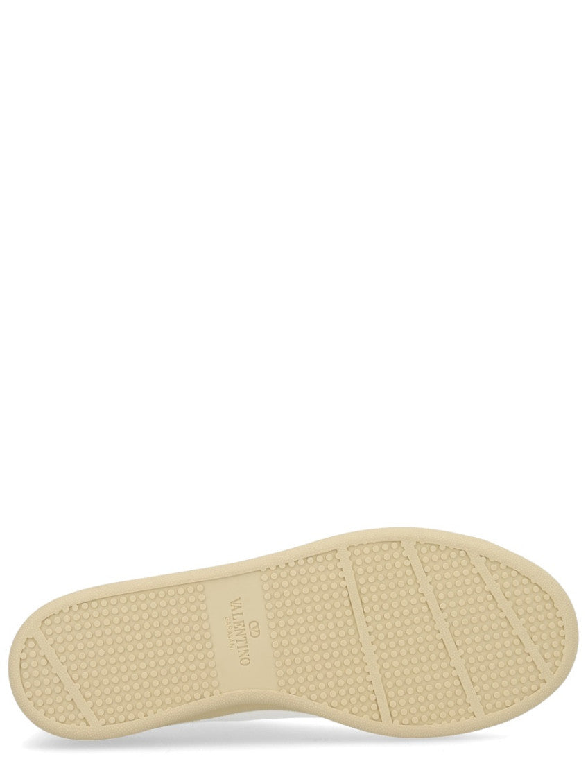 White Solid Royco Sneakers 6
