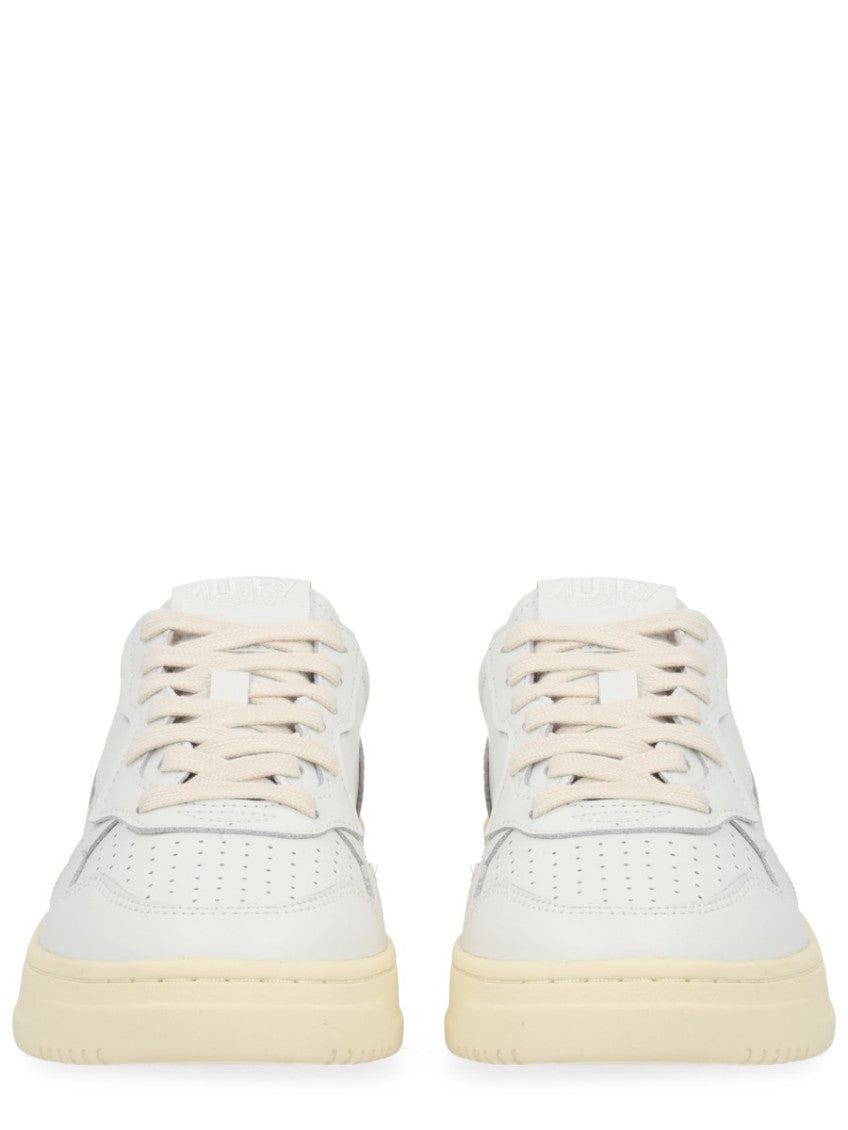White Logo Sneakers 4