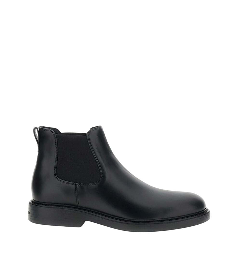 Black Solid Boots 1