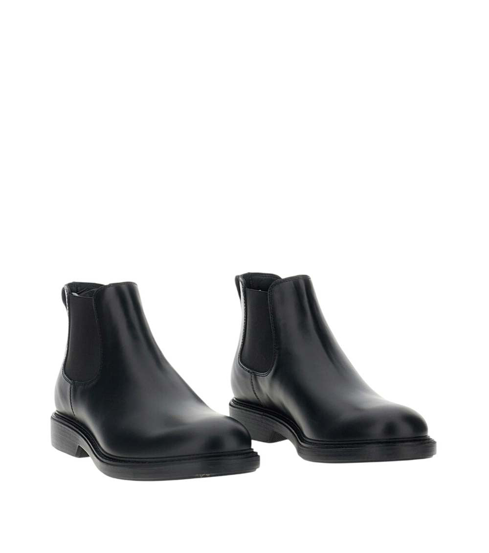 Black Solid Boots 2