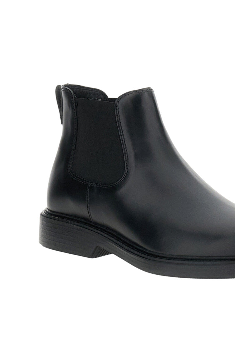 Black Solid Boots 3