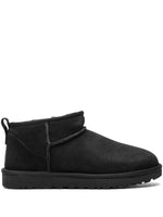 Black Classic Ultra Boots 1