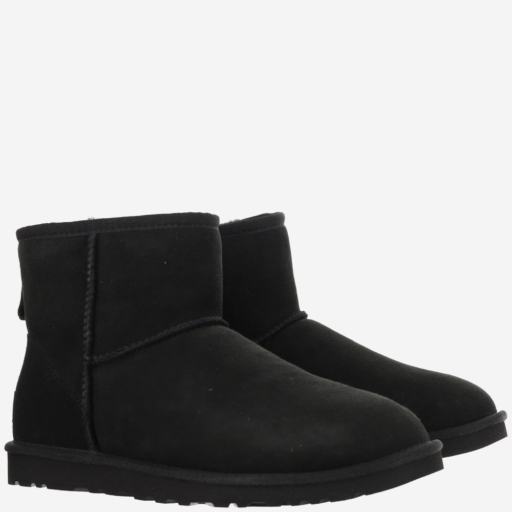Black Classic Mini Boots 3