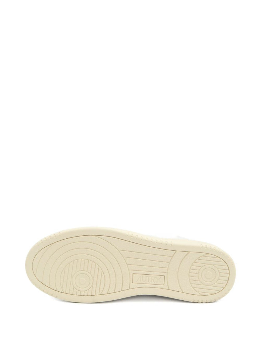 White Medalist Logo Sneakers 3