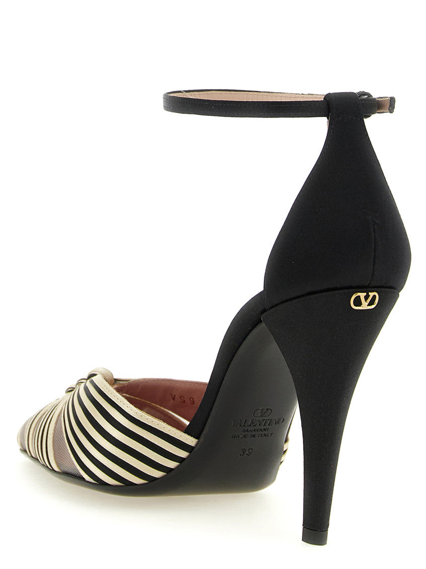 Black Stripes Pumps 3