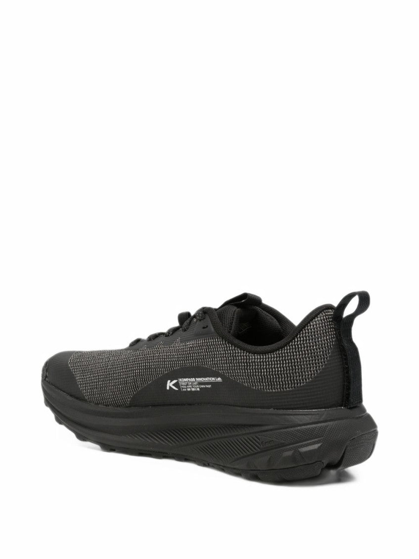 Black Trail Running Sneakers 2