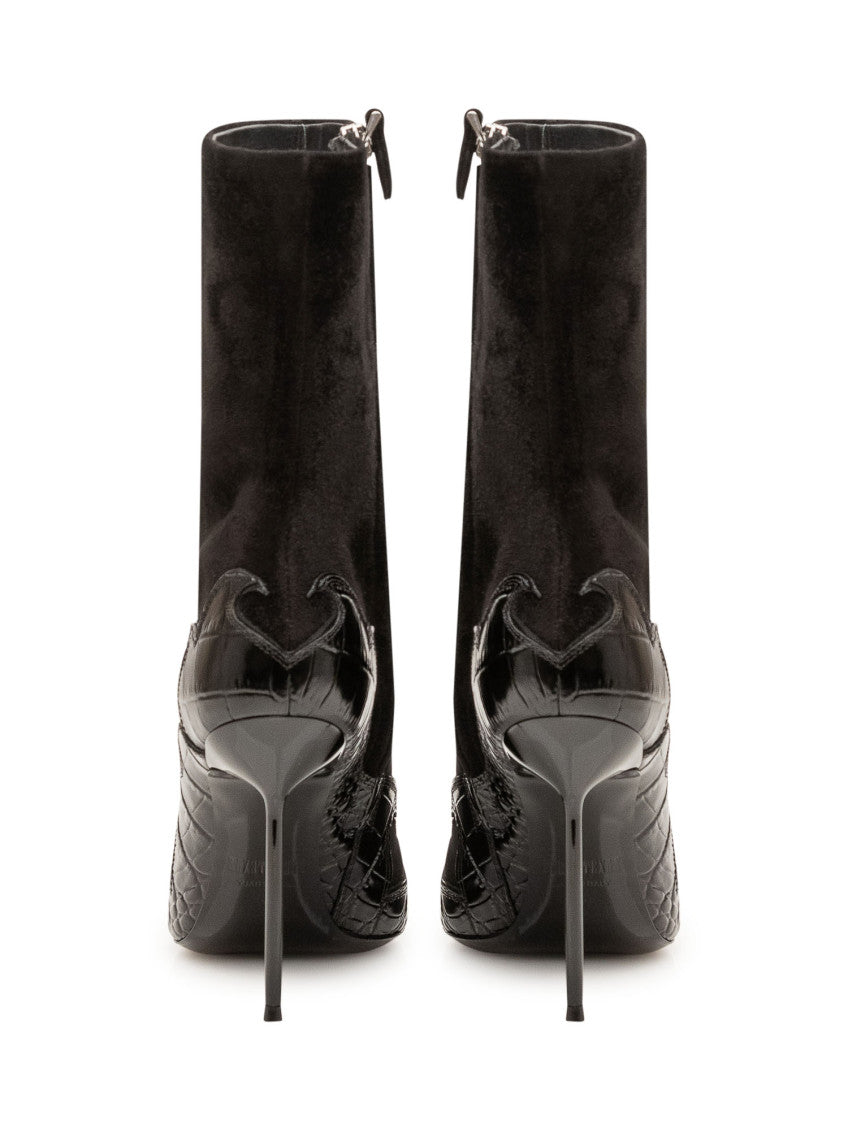 Black Lidia Queen Boots 3