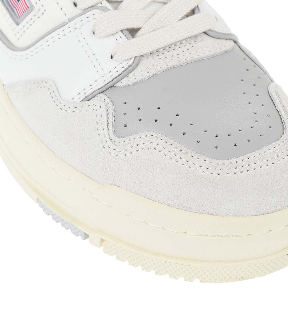 White Logo Sneakers 3