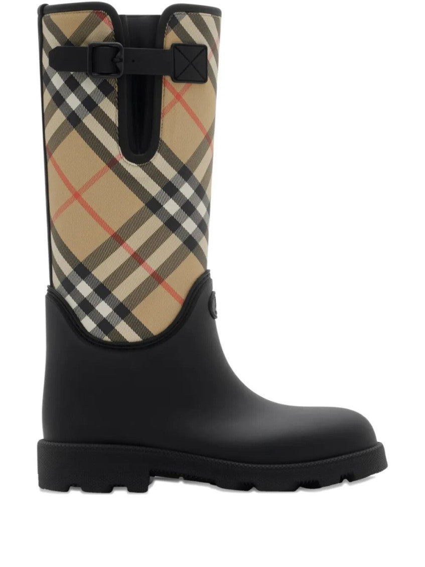 Black Round Toe Boots 1
