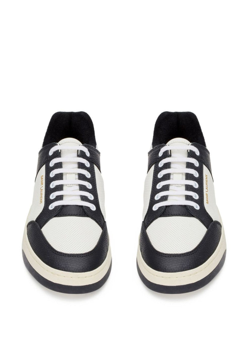 White Logo Sneakers 3