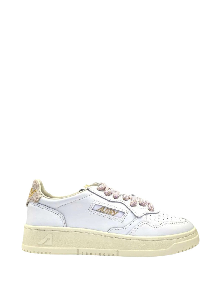 White Logo Sneakers 2