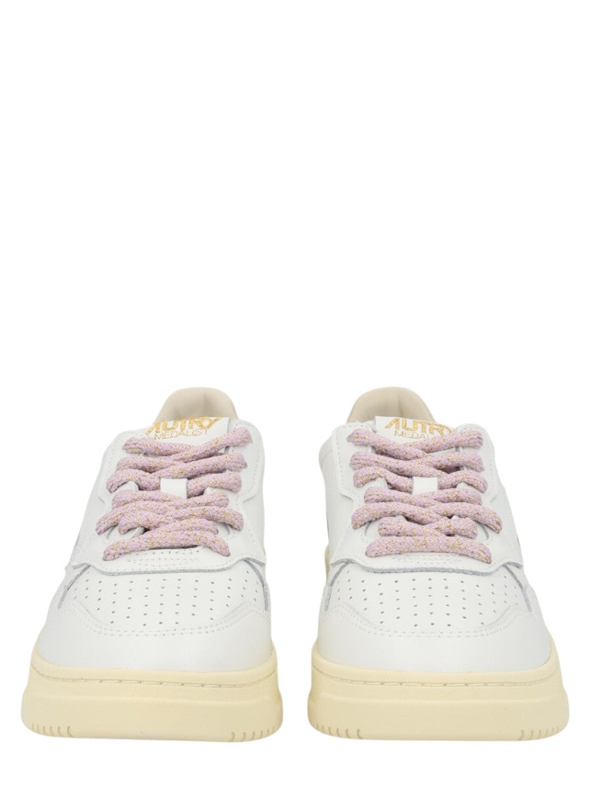 White Logo Sneakers 3