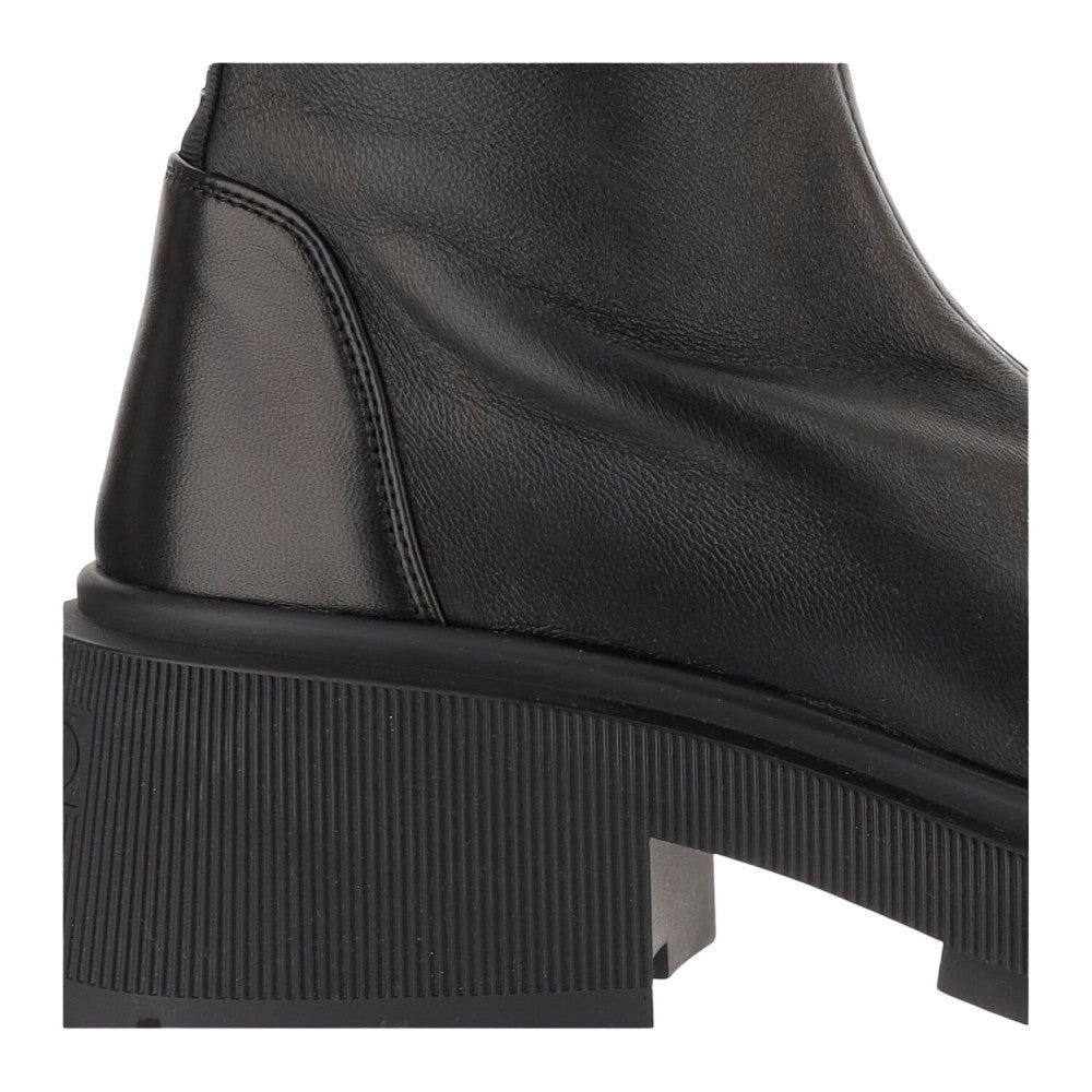 Black Zipper Boots 4