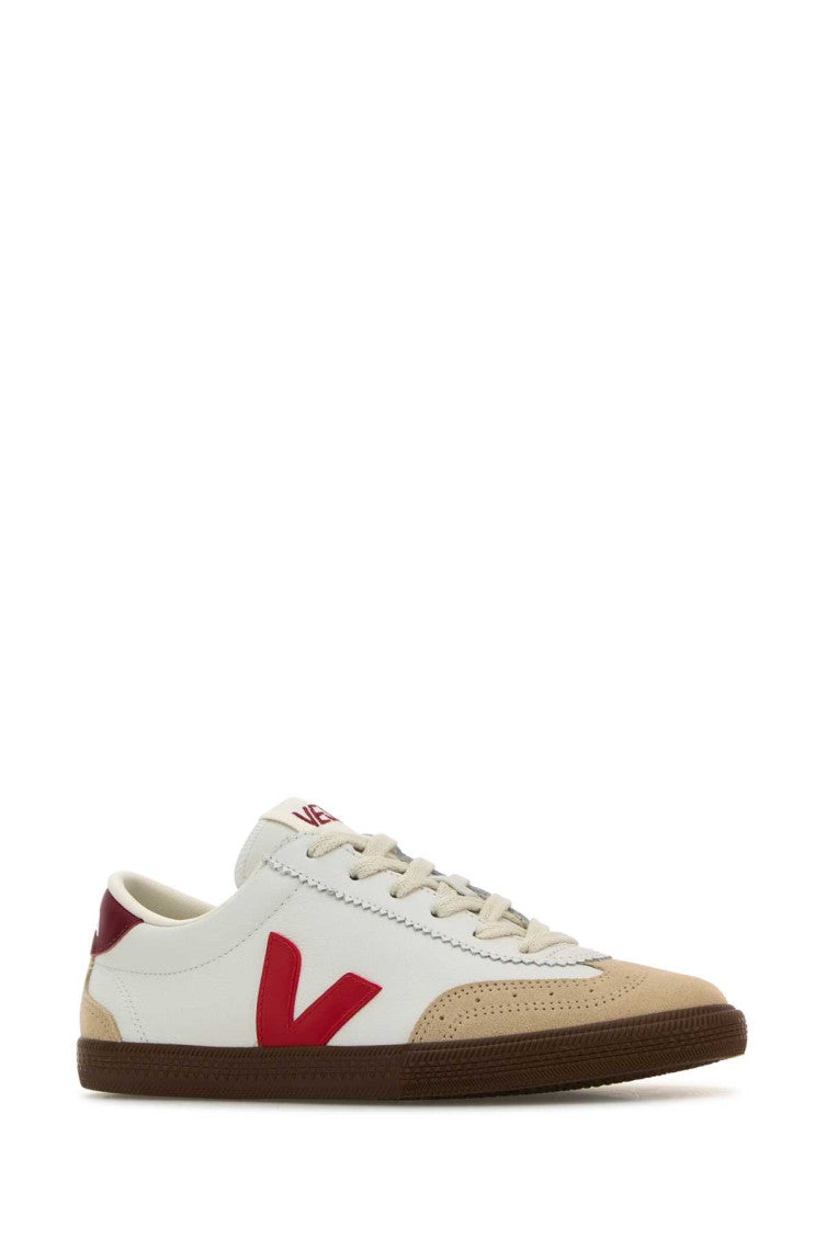 White Logo Sneakers 2