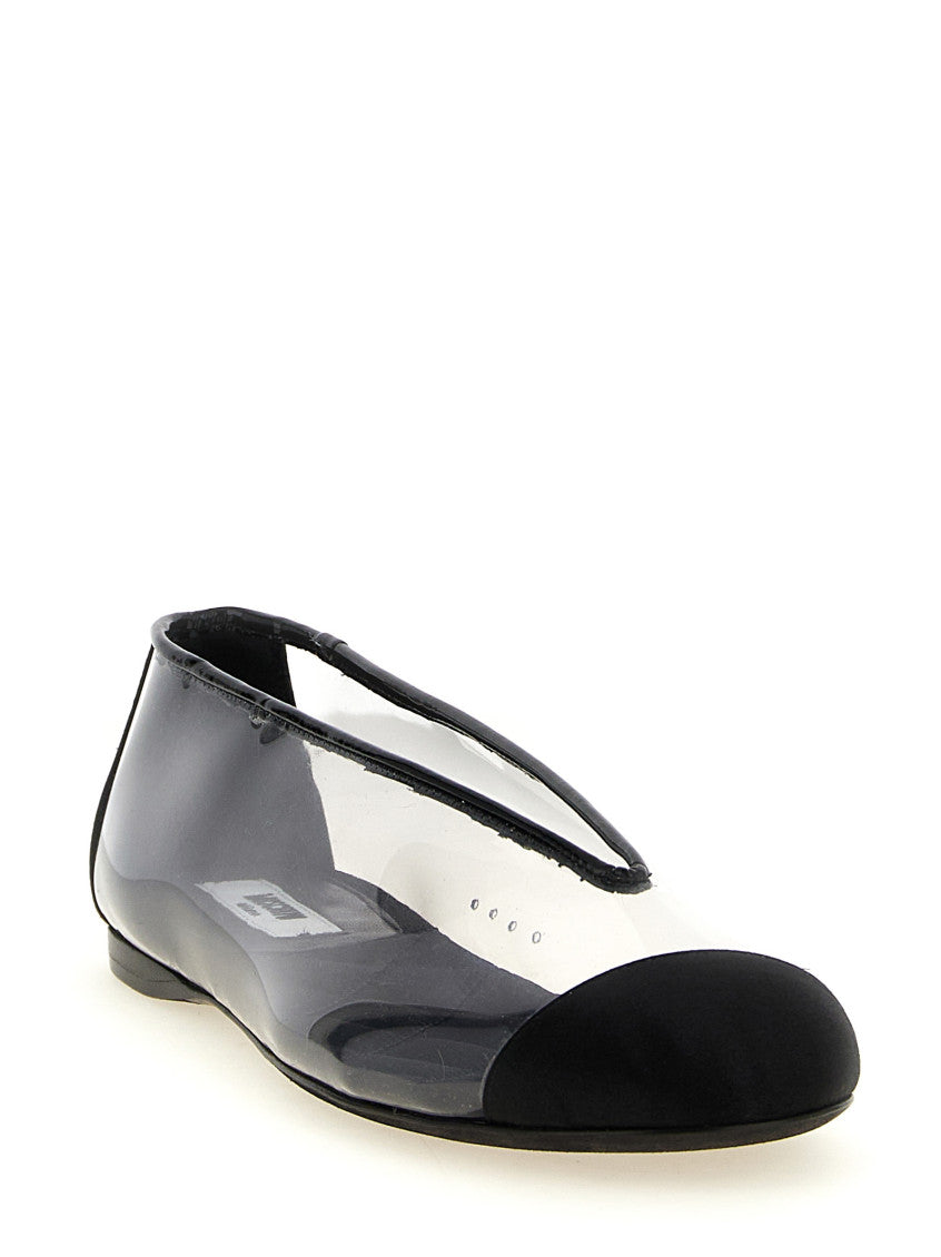 Black Solid Ballet Flats 2