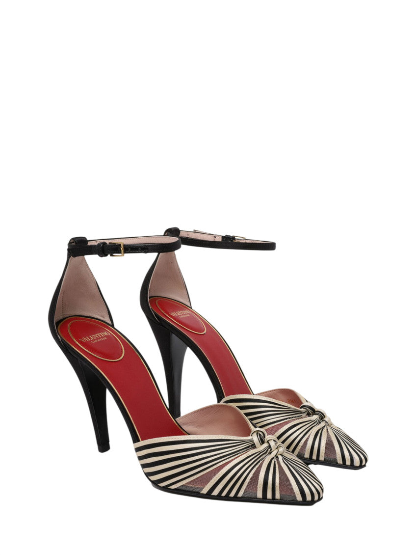 BlackWhite Stripes Pumps 2