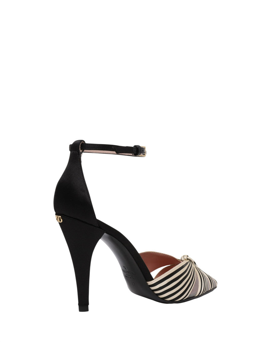 BlackWhite Stripes Pumps 3