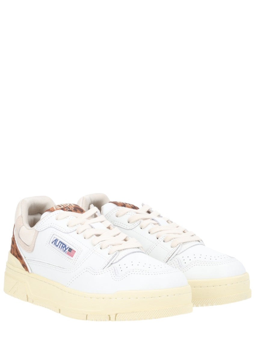 White Logo Sneakers 2