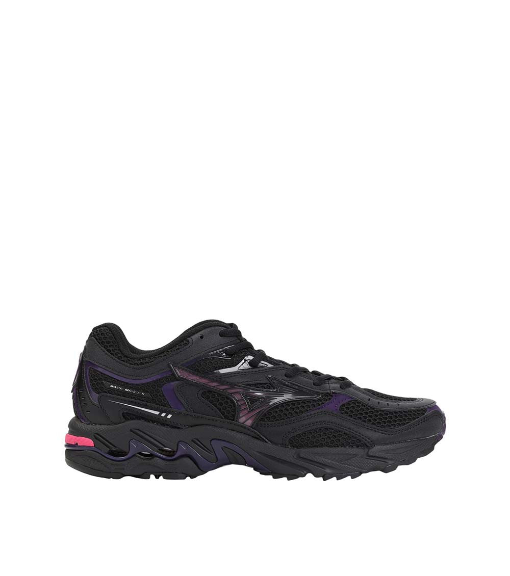 Black Wave Mustang Sneakers 2