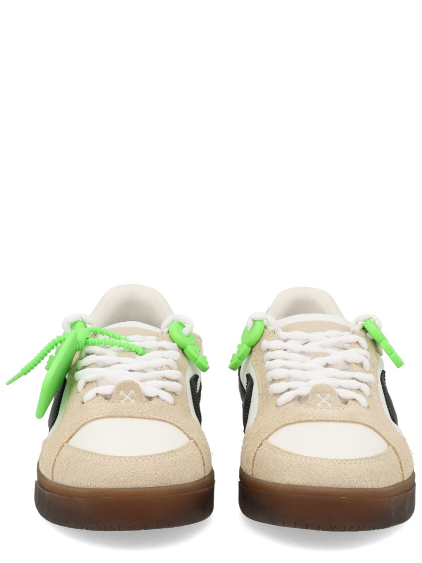 White Logo Sneakers 3
