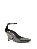 Black Gwen leather Pumps 1