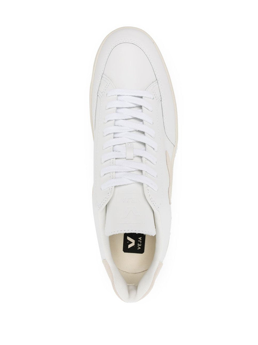 White Logo Sneakers 4