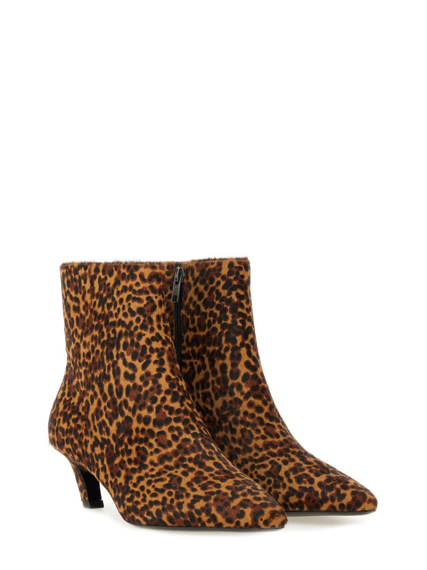 Leopard Print Pointed-toe Boots 2