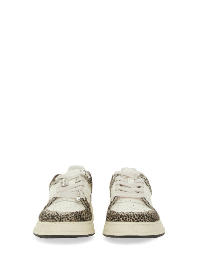 White Quinnd Sneakers 4