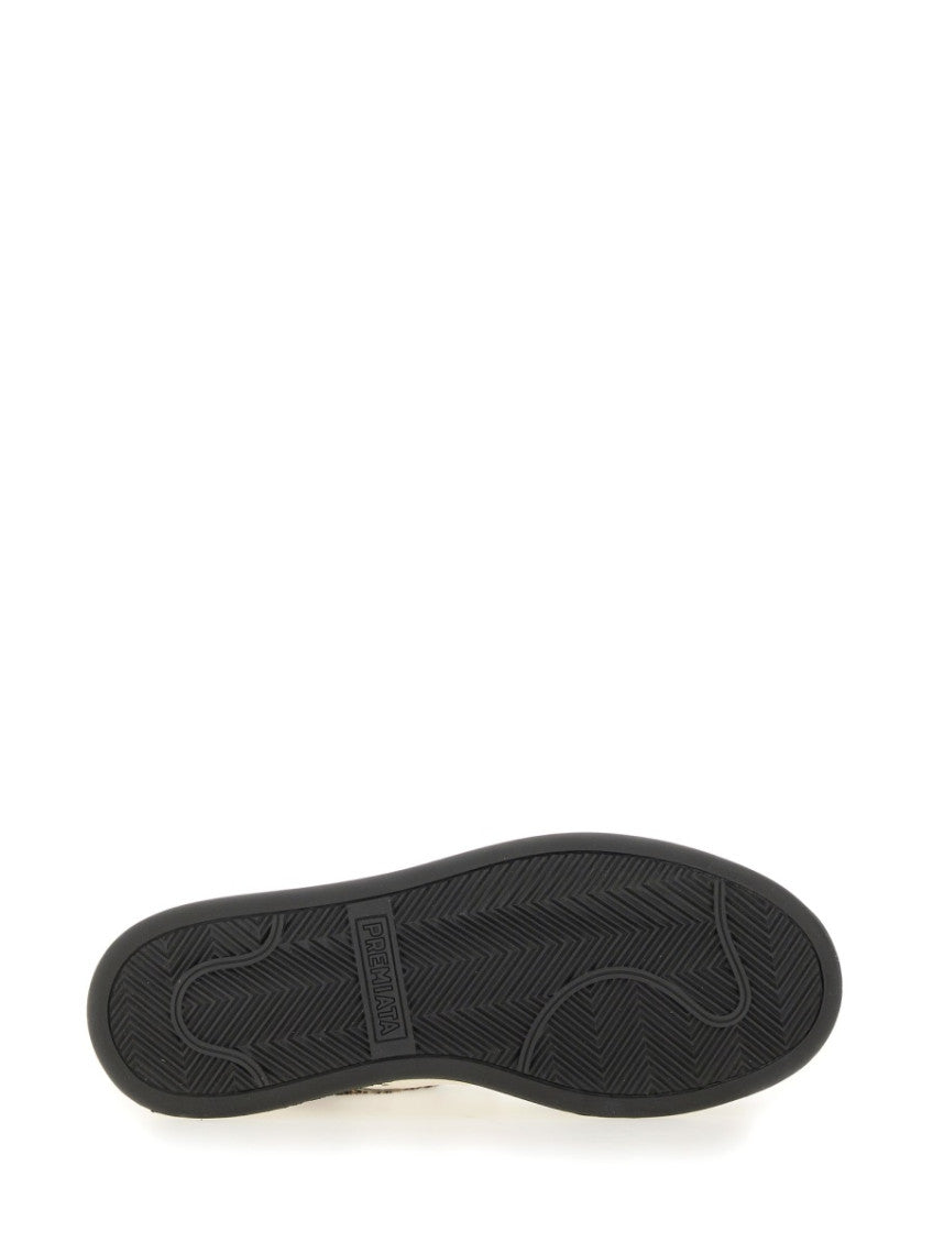 White Quinnd Sneakers 5