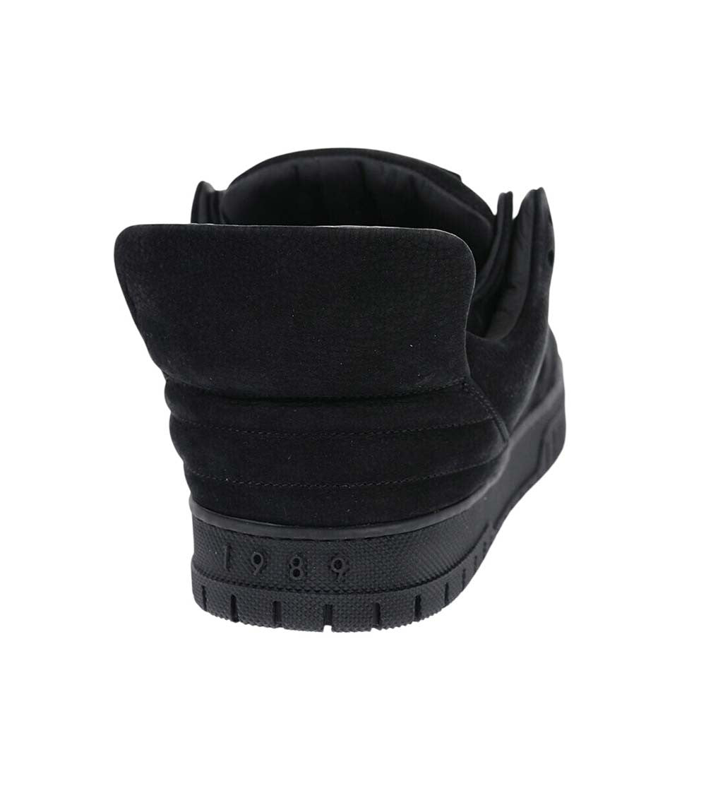 Black Low-Top Sneakers 3