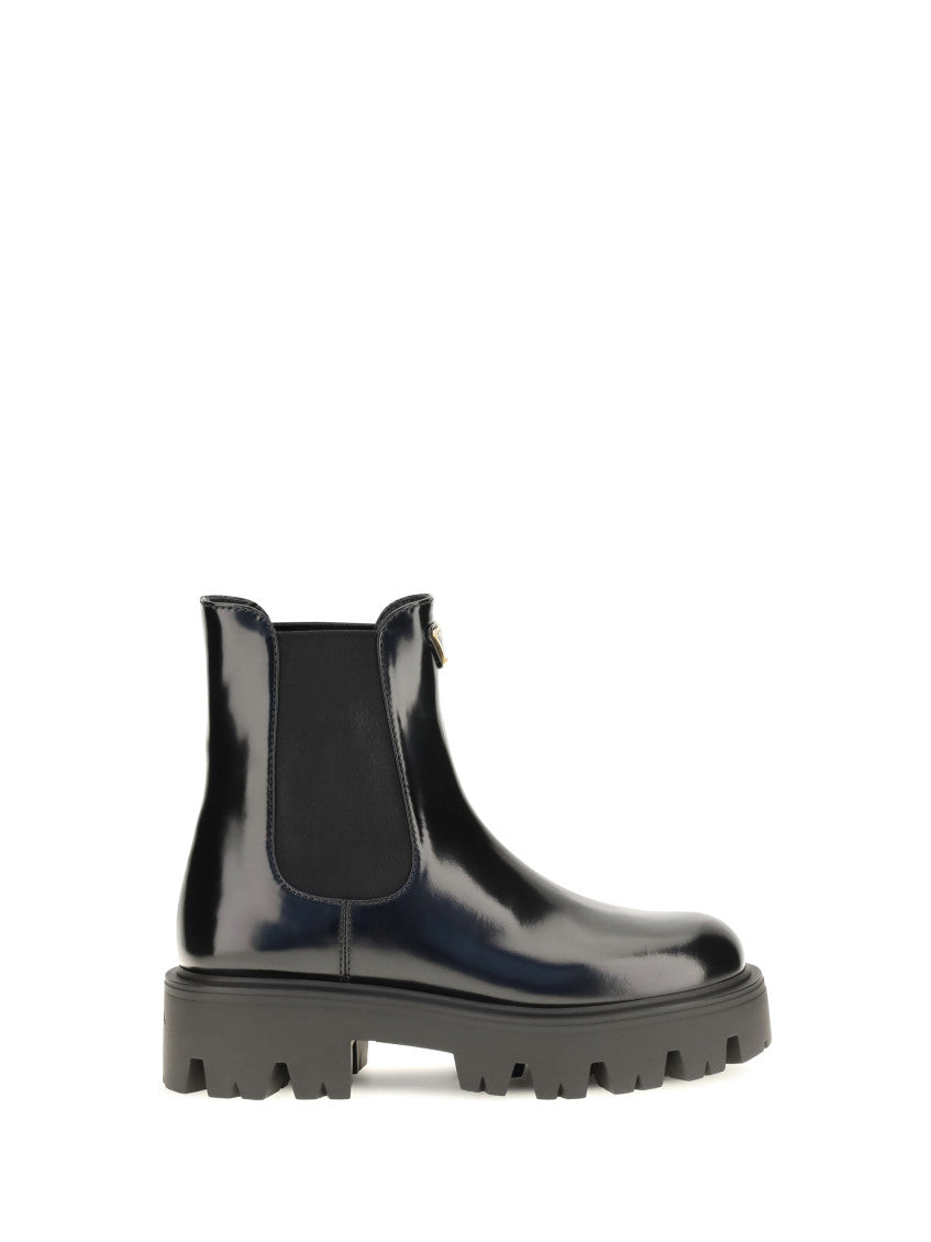 Black Stride Boots 1