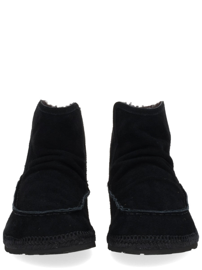 Black Slip-on Boots 3