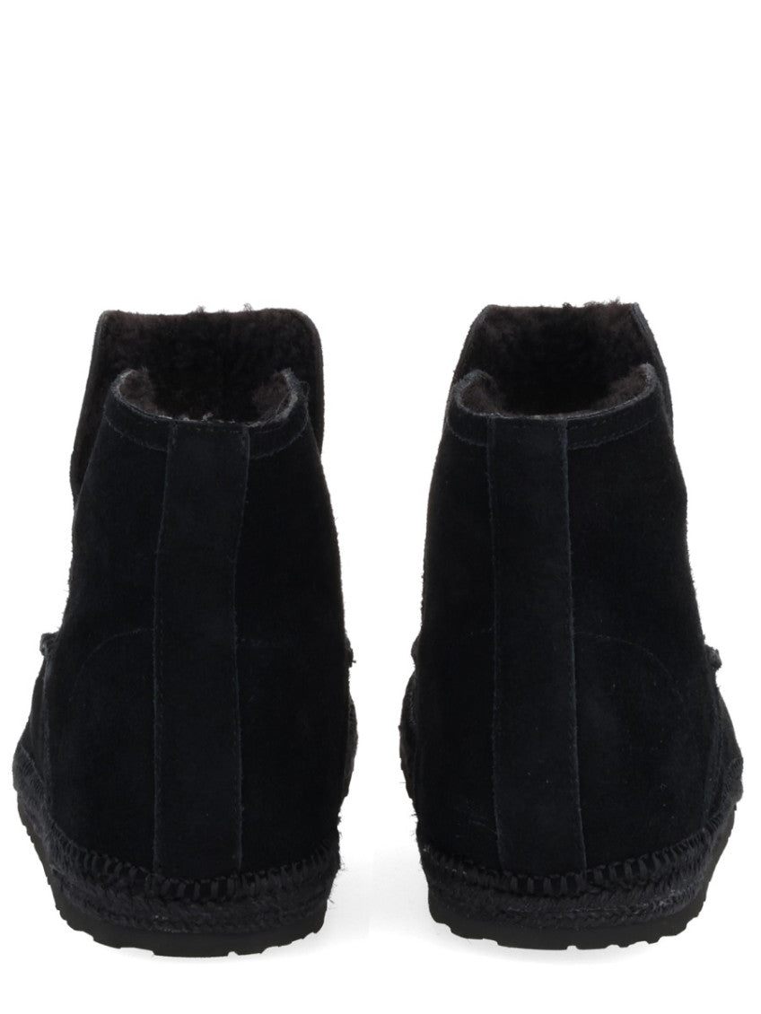 Black Slip-on Boots 4