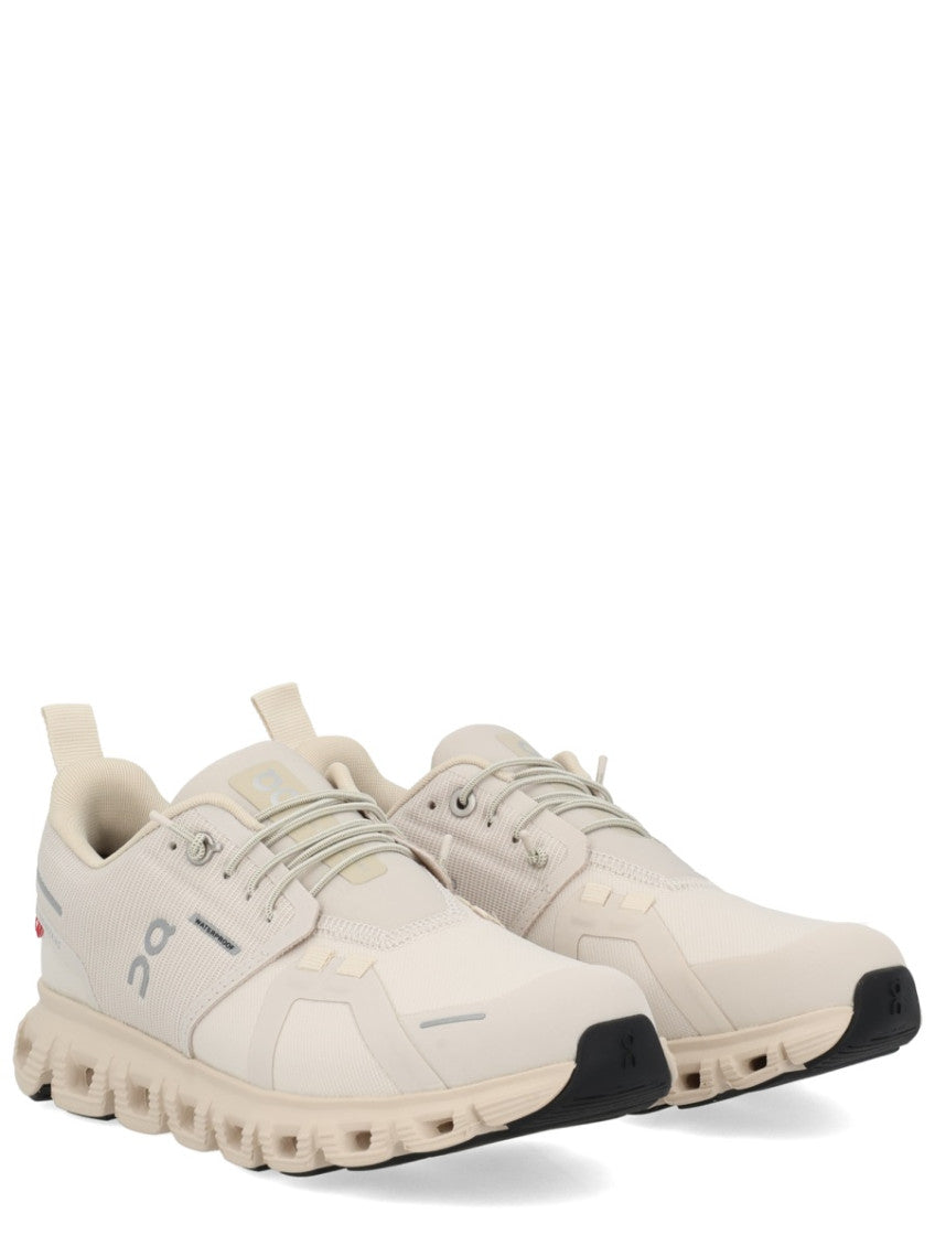 White Logo Sneakers 2