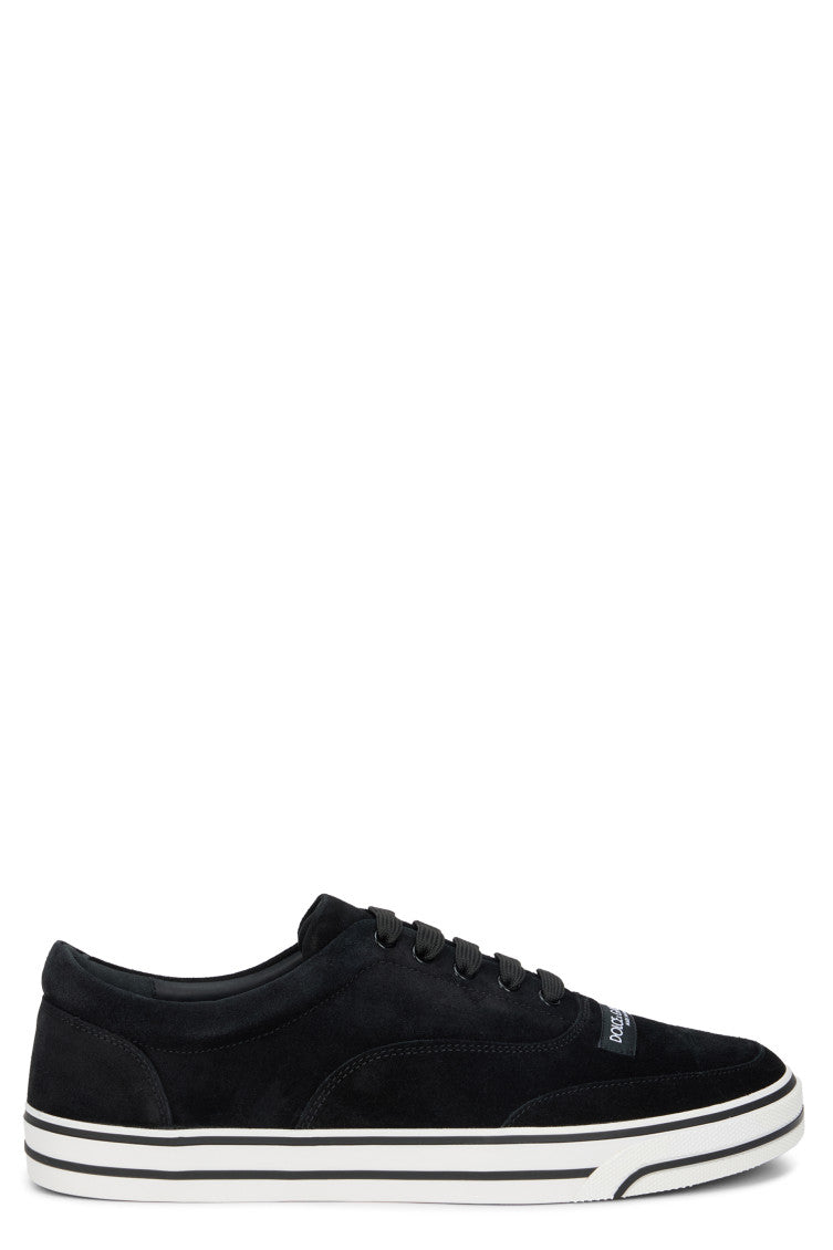 Black Low-Top Sneakers 1