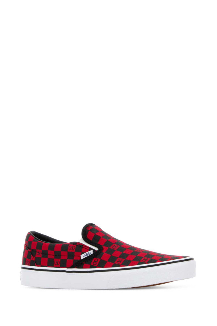 Red Checks Slip-On Sneakers 2