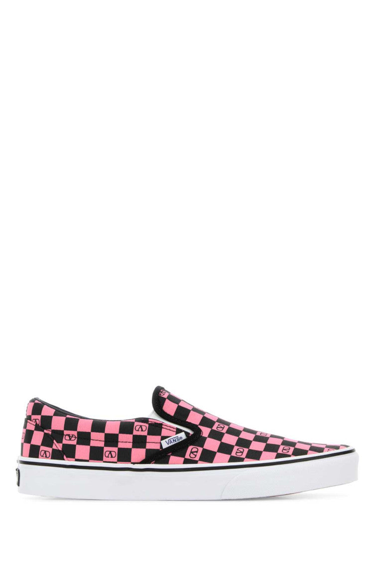 Pink Checks Slip-On Sneakers 1