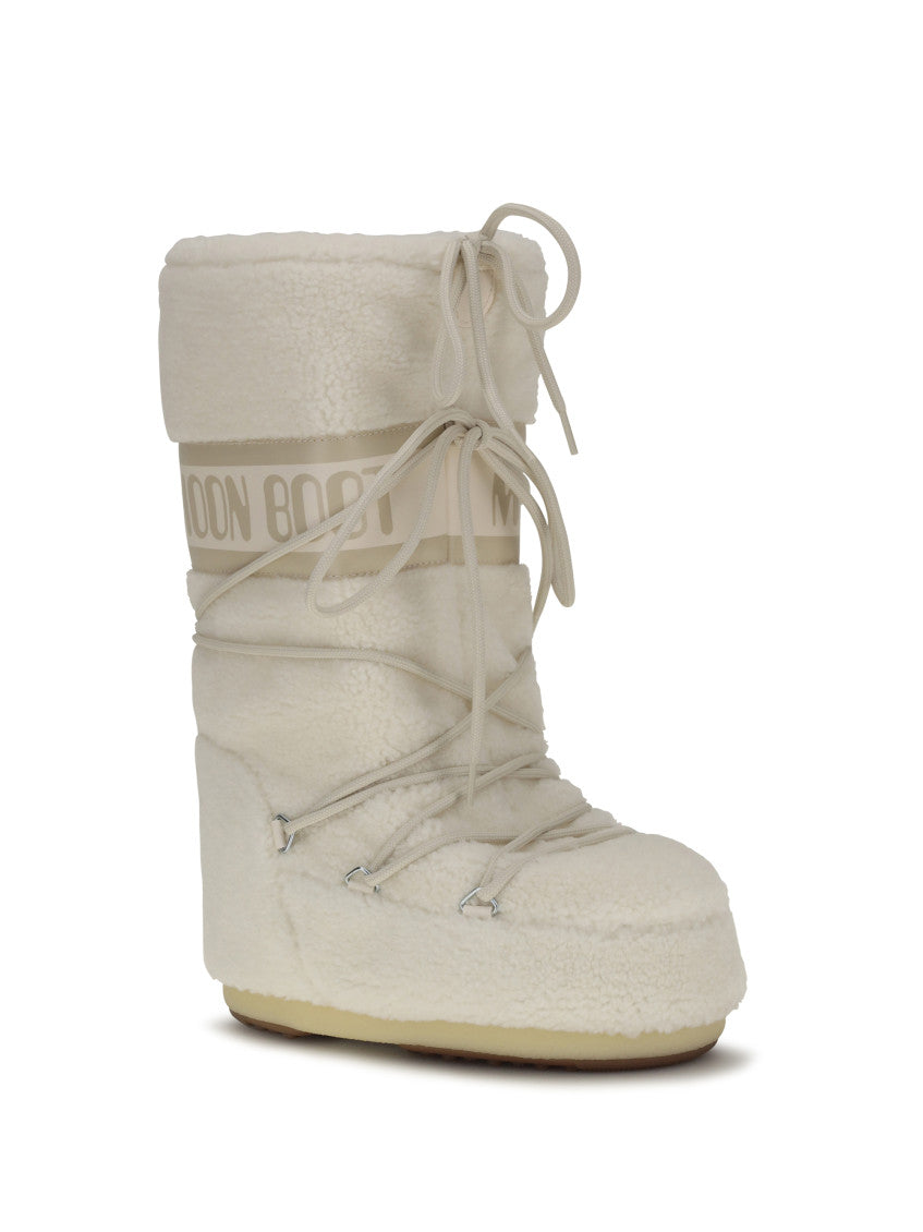 Off White Logo Boots 2